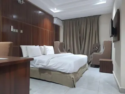 DEKINGS LUXURY AND SUITES Hôtels à : 
