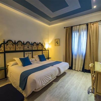 Basic Triple Room Hotel Hacienda del Cardenal Promo Code