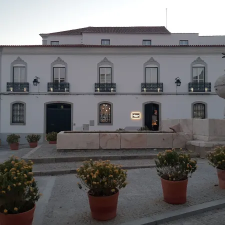 MouraSuites Hotel