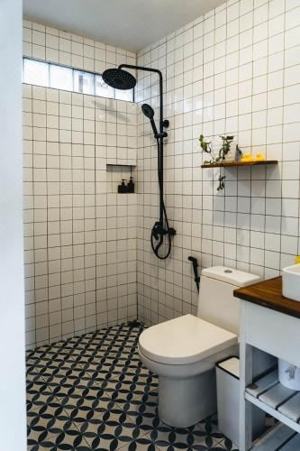 带山景的双人间