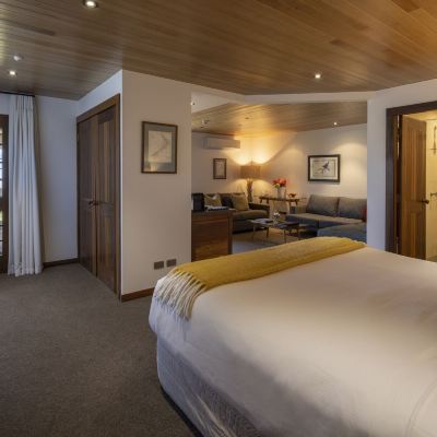 Deluxe Room, 1 Bedroom, Lake View Cabot Lodge Promo Code