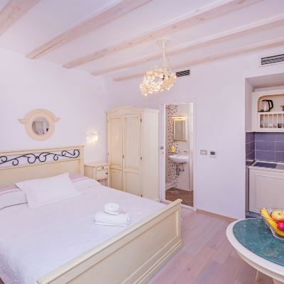 Studio Apartment Roko House Promo Code
