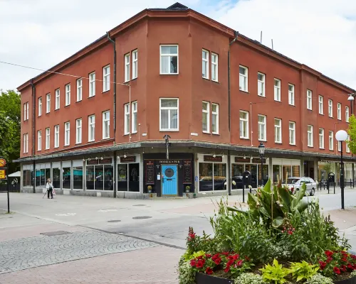 Hotel Bishops Arms Köping Hotels in Köping