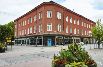 Hotel Bishops Arms Köping Hotéis em 