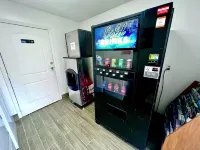 Razorback Inn
