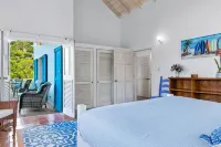 Makere Cottage - Spacious 1 Bed Villa, 20' Pool, Stunning Views, 5 Mins to Beach のホテル