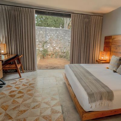 Standard King Room UNKNOWN Promo Code