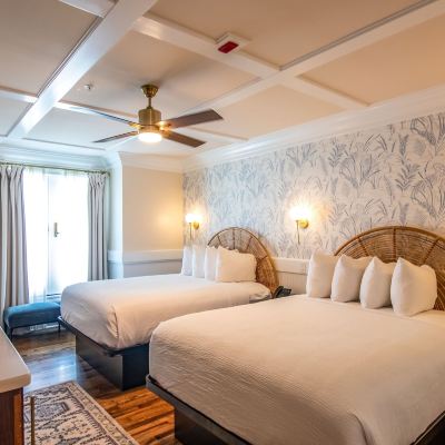 Deluxe Room Gibson Inn Promo Code