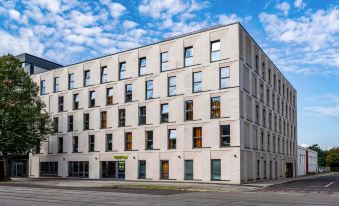 B&B HOTEL Magdeburg-City - Housity