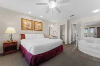 Grand Crowne Resort