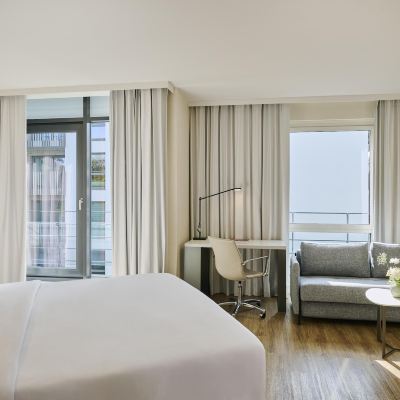 Family Room NH Berlin Alexanderplatz Promo Code