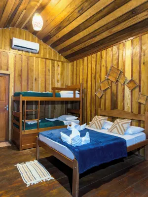 Vista do Lago Jungle Lodge Hotele w: 