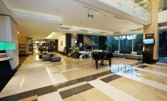 Holiday Inn Bandung Pasteur, an IHG Hotel