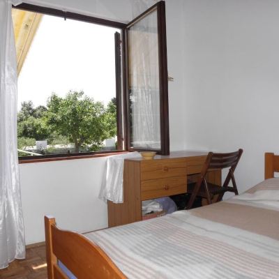 Apartment (Kuce - 150m from the beach with parki)