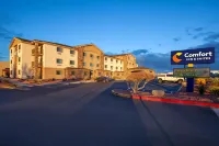 Comfort Inn & Suites Page at Lake Powell
