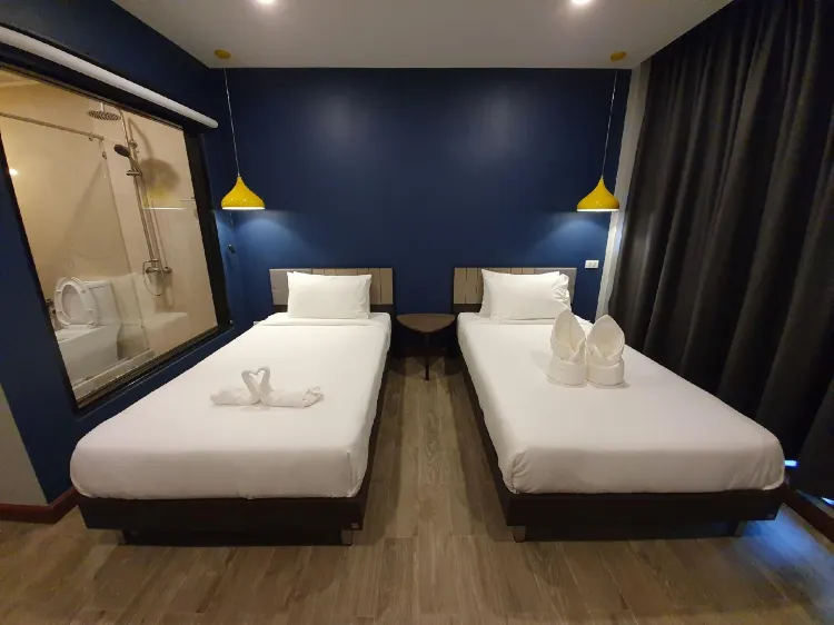 Superior Twin Room With River View-Non-Smoking