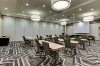 دروري إن آند سويتس كنساس سيتي إندبندنس