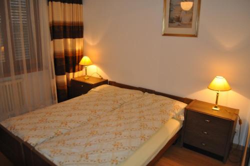 一卧室公寓（带阳台）