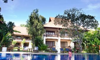 Lanna Dusita Riverside Boutique Resort