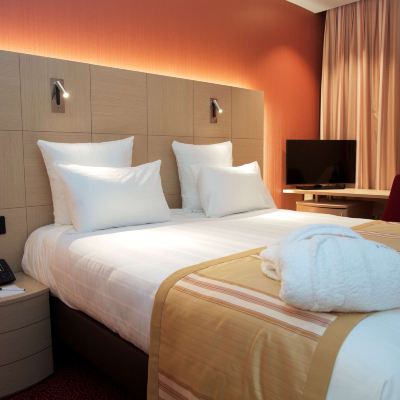 行政四人套房 納什機場酒店優惠