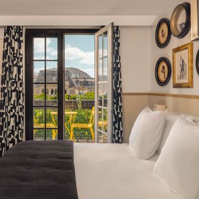 Junior Suite With Paris City View