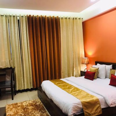 Executive Room (Aquamarine By Aroma Premium) Adjoining Building Hotel Aroma Classic Promo Code