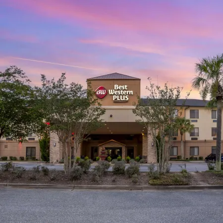 Best Western Plus Daphne Inn Suites