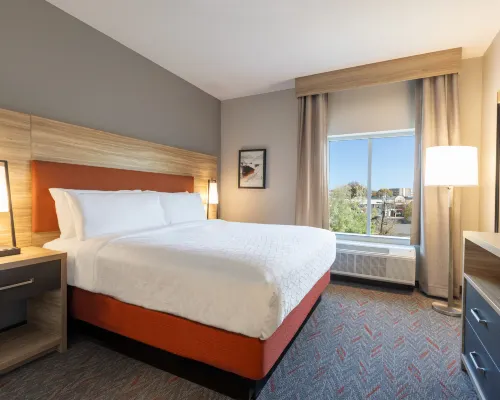 Candlewood Suites Morristown West by IHG Hoteles en Condado de Hamblen