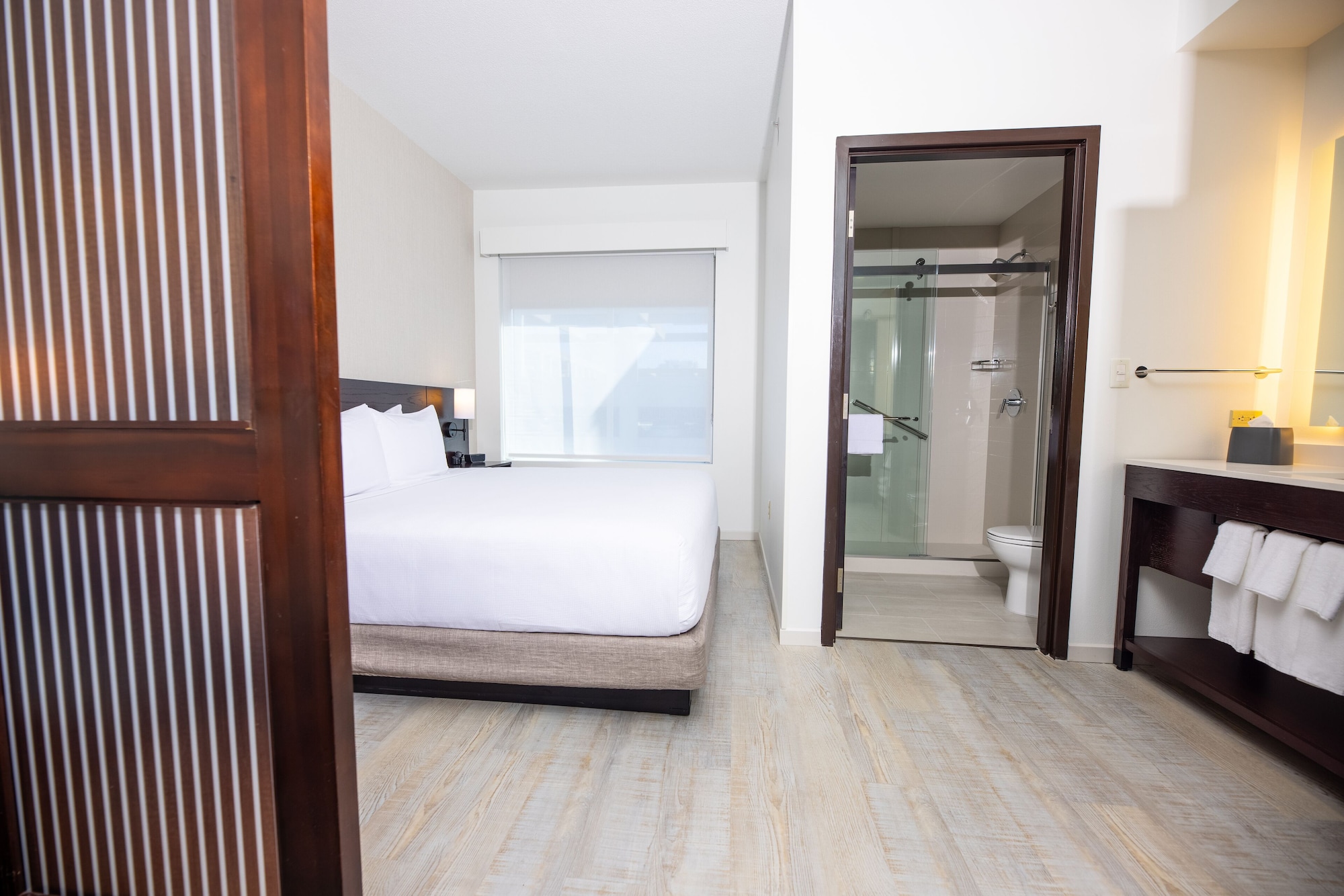 特大床房（带梳化床）