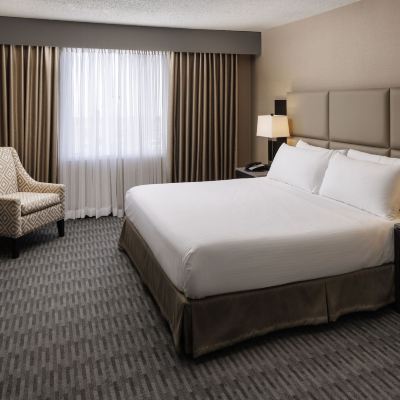 Premium Room, 1 King Bed, Business Lounge Access, Executive Level Pomeroy Hotel & Conference Centre Promo Code