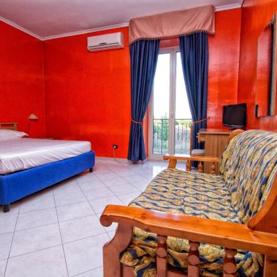 Triple Room Hotel Silverado Promo Code