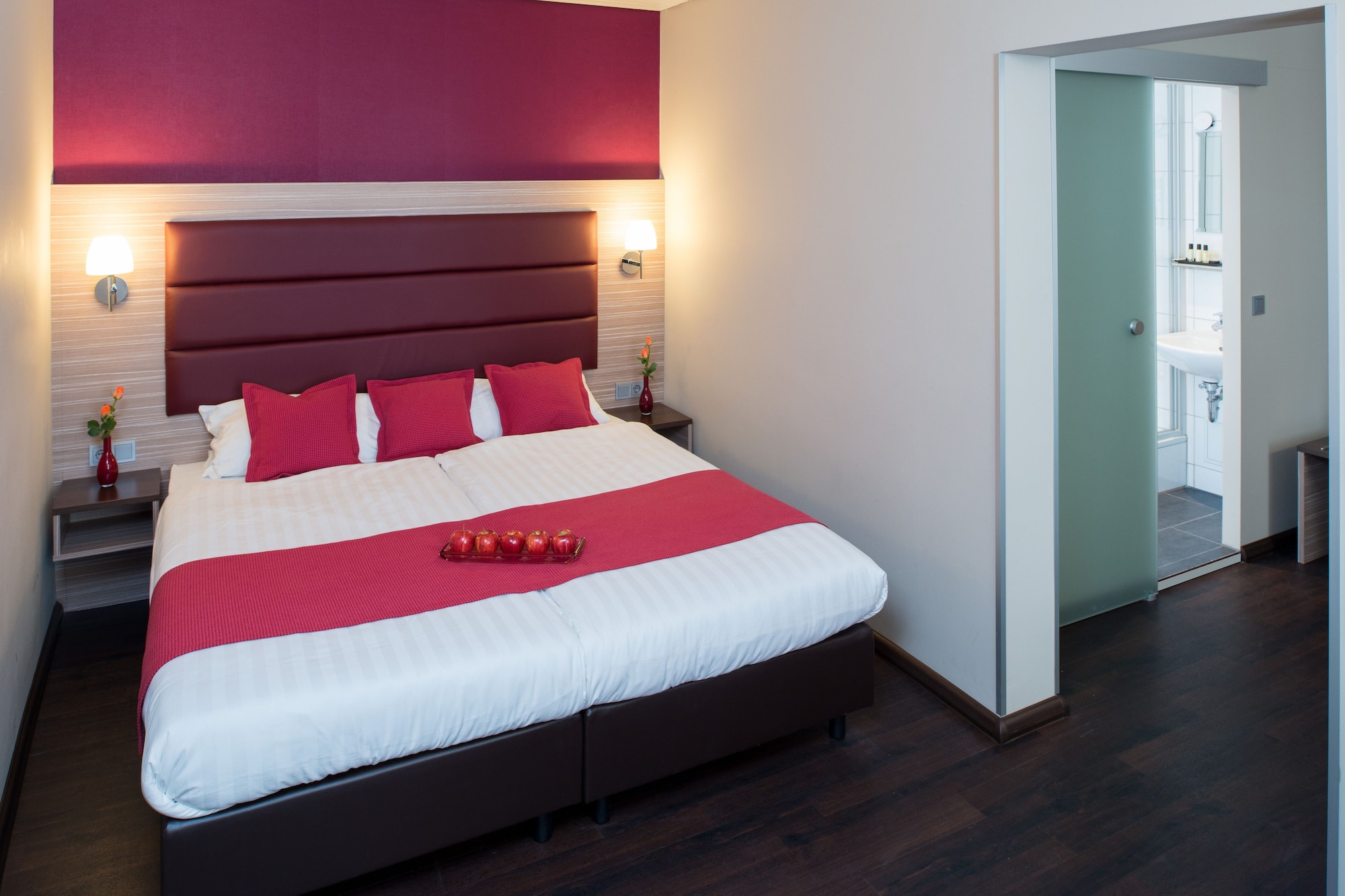 四人房（双人沙发）