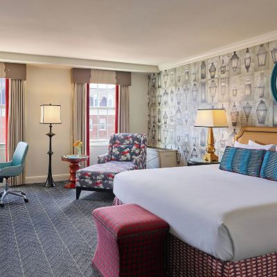 Deluxe King Room With Tub-Mobility Accessible The Alexandrian Old Town Alexandria, Autograph Collection Promo Code