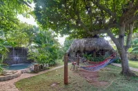 Chalet Tropical Hotel & Pool Bar Restaurant Hotels in 