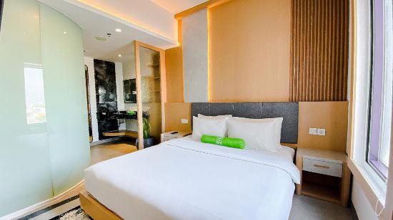 Pop! Hotel Solo