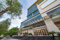 Cosmo Stars Hotel Bac Lieu Ξενοδοχεία στην πόλη 