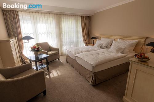 带阳台的高级双人房-12