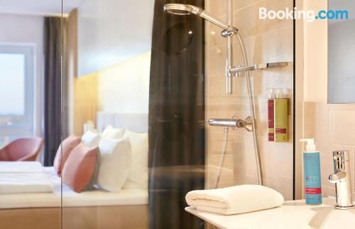 双人房带侧面海滩景观