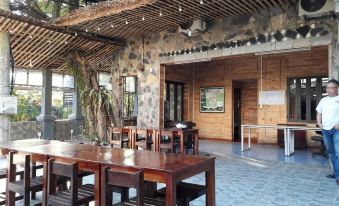 Ha Giang Creekside Homestay & Hostel