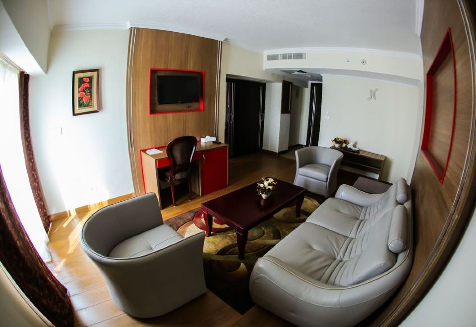 Tolip Inn MaadiJunior Suite, 1 Bedroom, Garden View