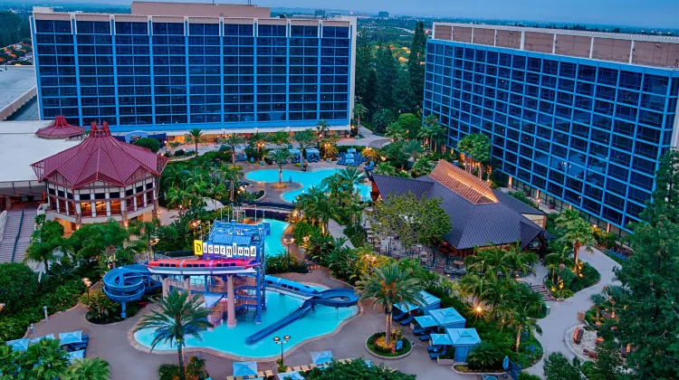 Disneyland Hotel Facilities