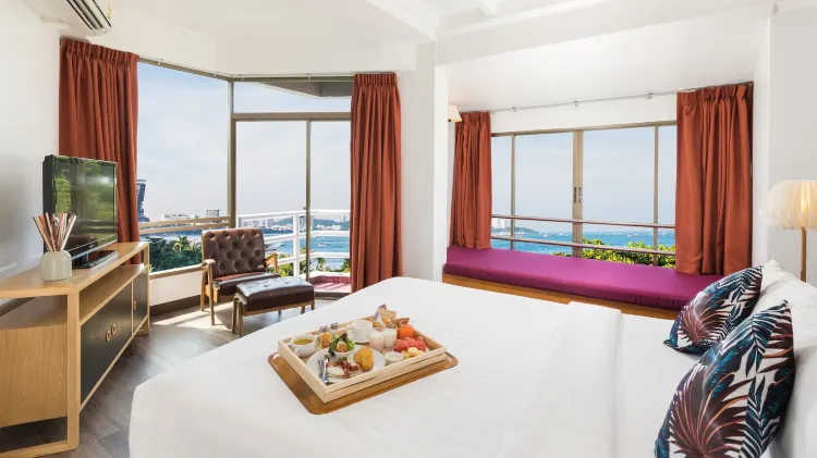 Deluxe Grand Room with Sea View
