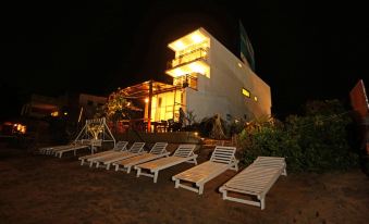 Villa Surf Beach