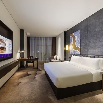 標準大床房（賞城市景色-採光舒適） 深圳坤宜美居飯店優惠