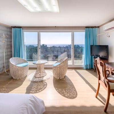 Blue Ocean SPA with Ocean View White Castle Promo Code