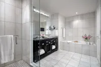 The St. Regis Toronto
