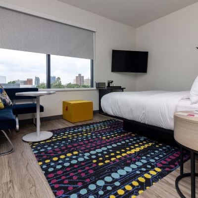 Aloft King, Guest Room, 1 King Aloft St. Louis Cortex Promo Code