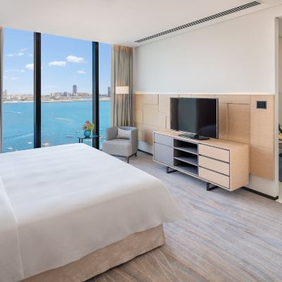 Club One Bedroom Executive Sea View Suite With Breakfast + Lunch & World's Highest Infinity Pool Access Address Beach Resort Promo Code
