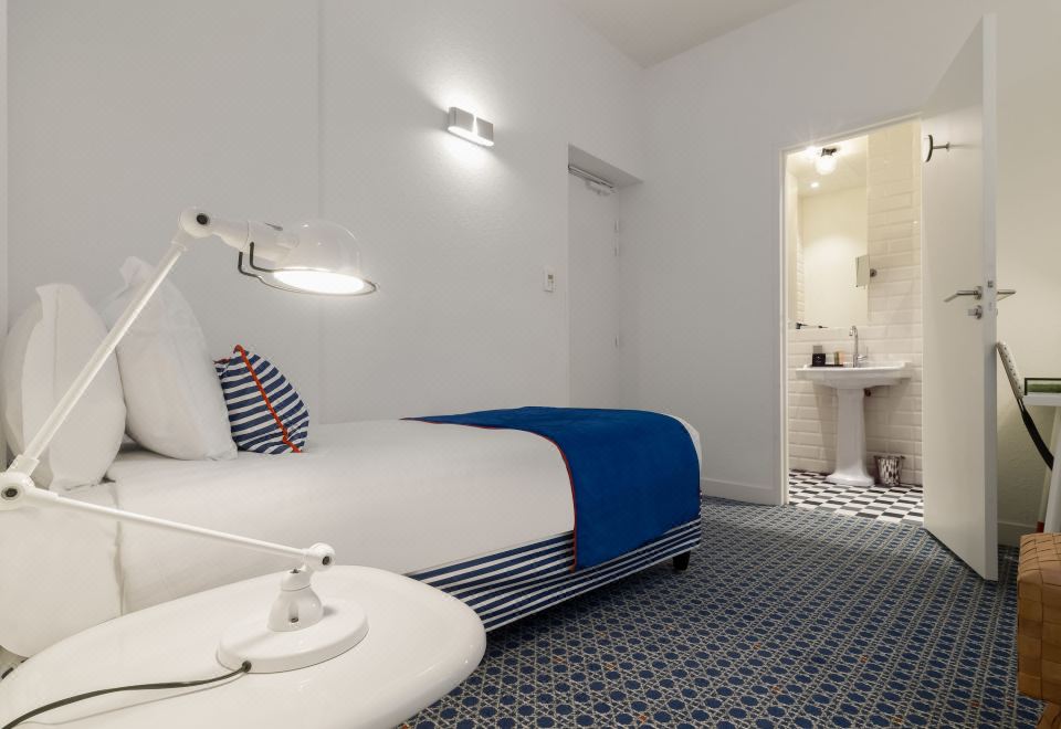 Triple Room-Complimentary Soft Minibar, Courtesy Tray, Digital Press, Fitness, Sauna