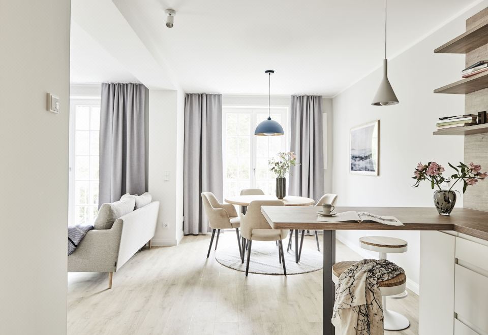 主套房带蒸汽浴和阳台